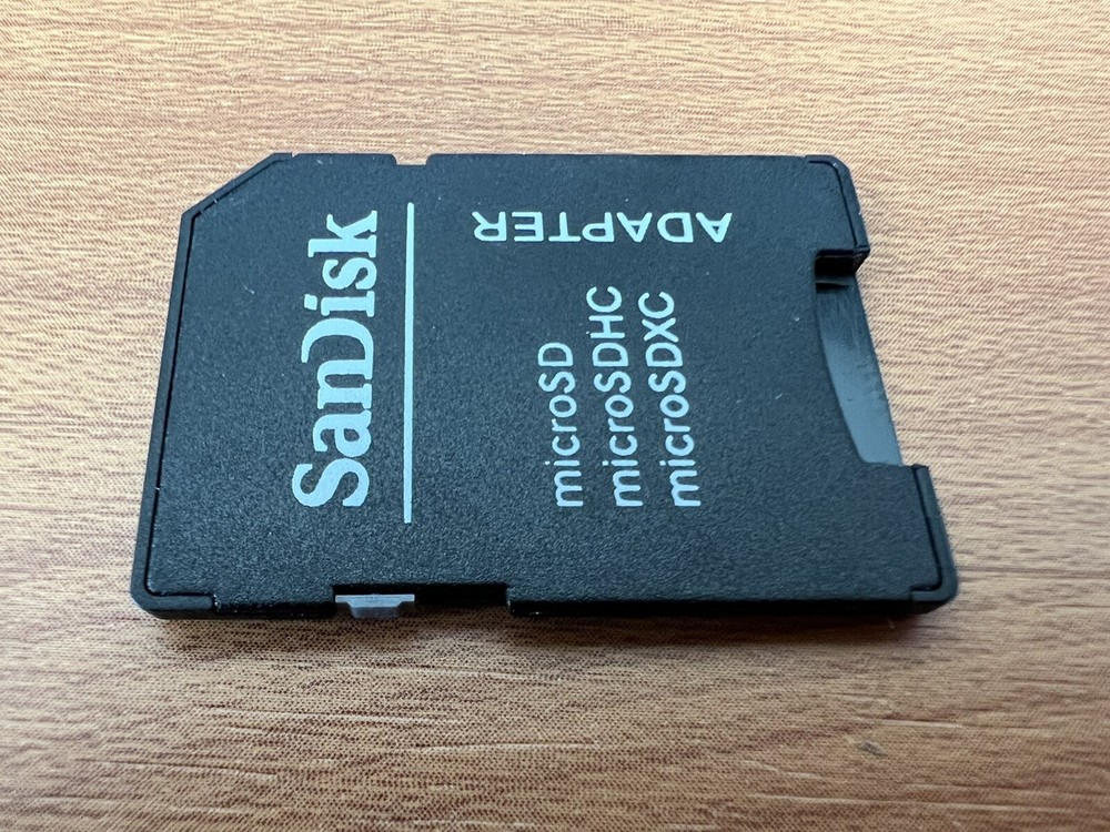 SANDISK Micro SD Card Adapter (MicroSD / MicroSDHC / MicroSDXC)