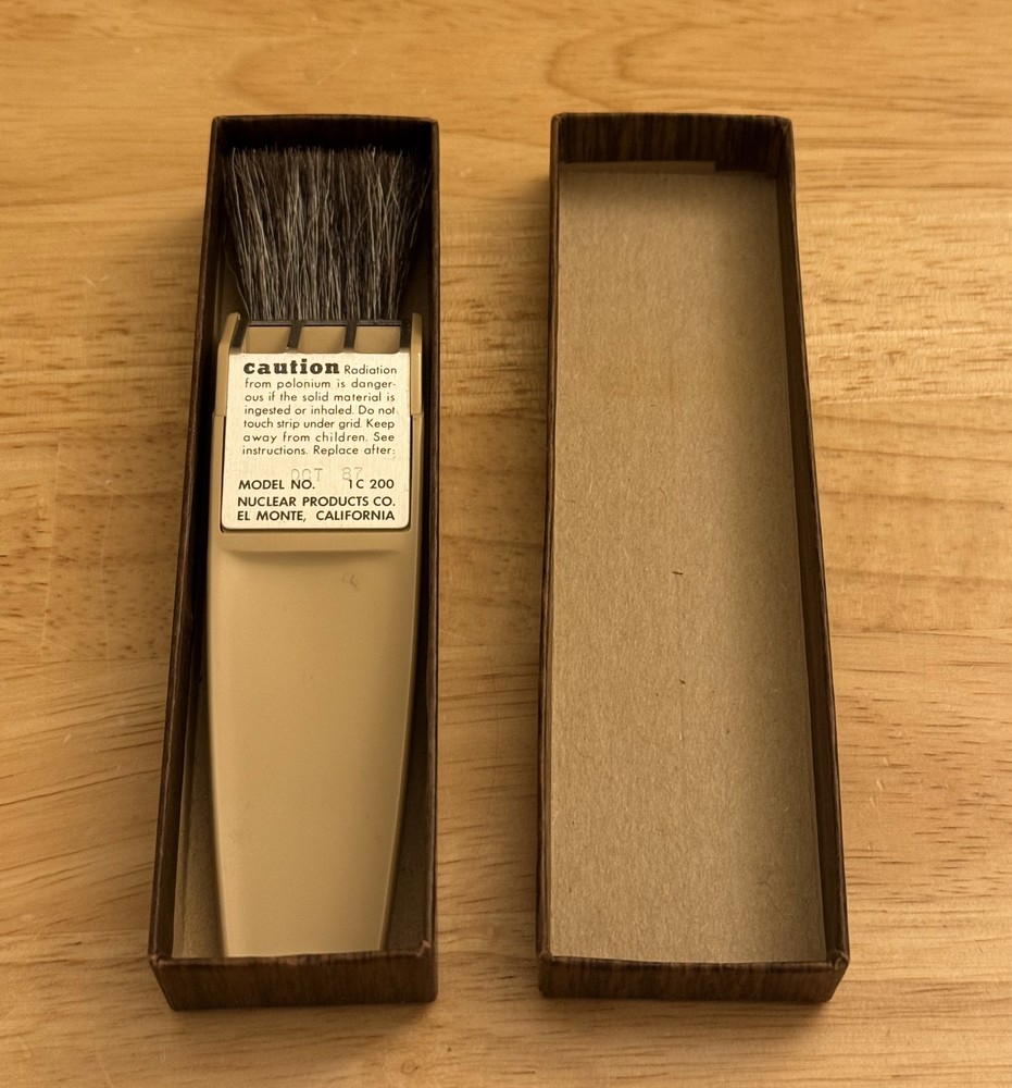 Vintage Staticmaster Brush Model 1C200