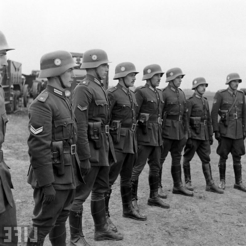 Argentinian M35 helmet