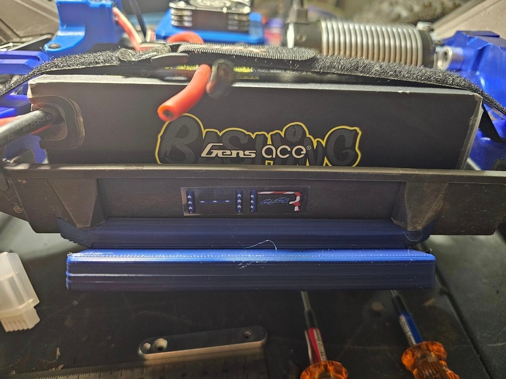 Battery Hold Down Mounts / Straps - Compatible w/ Traxxas Maxx