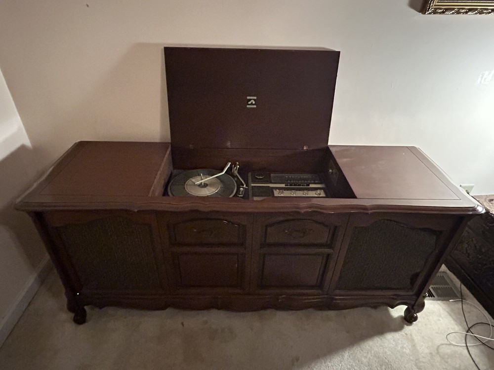 vintage rca victrola console