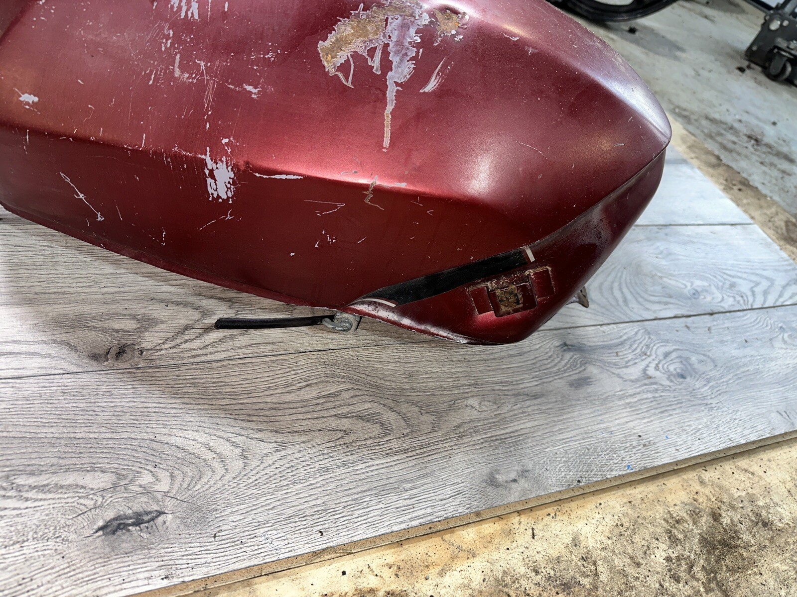 1983 Suzuki GS750E OEM GAS TANK