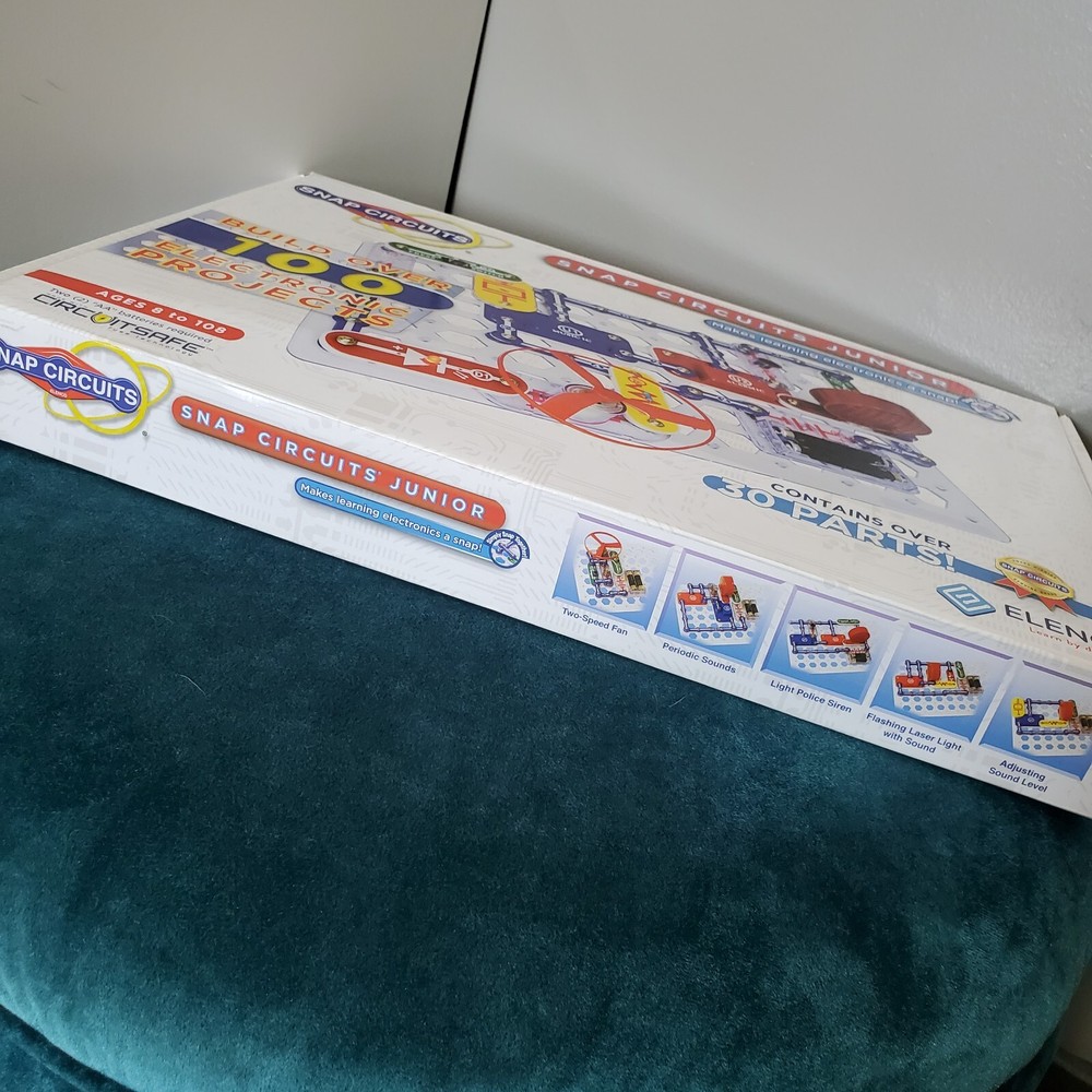 Snap Circuits Model SC-100 JR Kit Homeschool Electronics Educational Complete