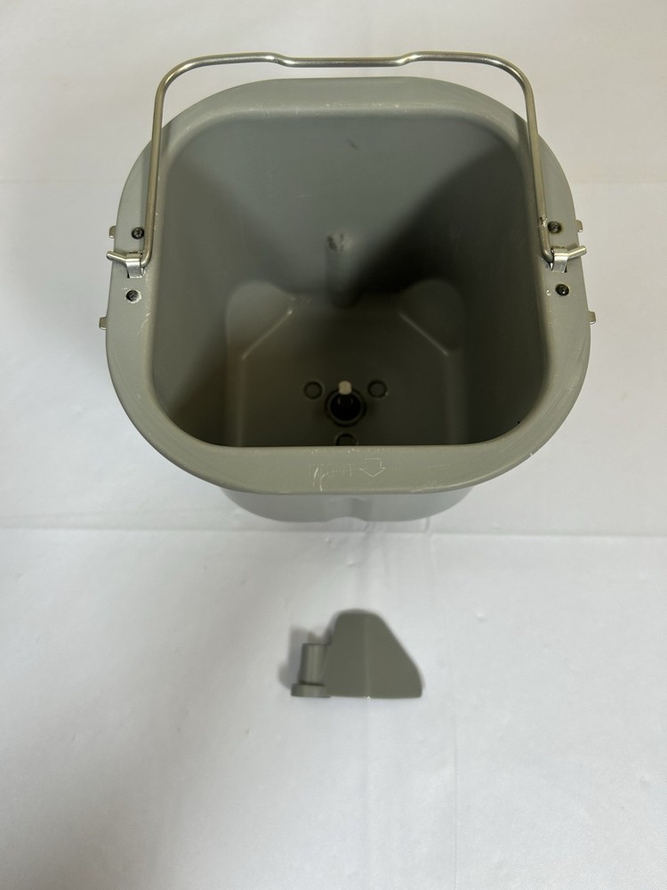 Breadman TR-440 TR440 Bread Machine Loaf Maker Replacement Pan & Kneading Paddle