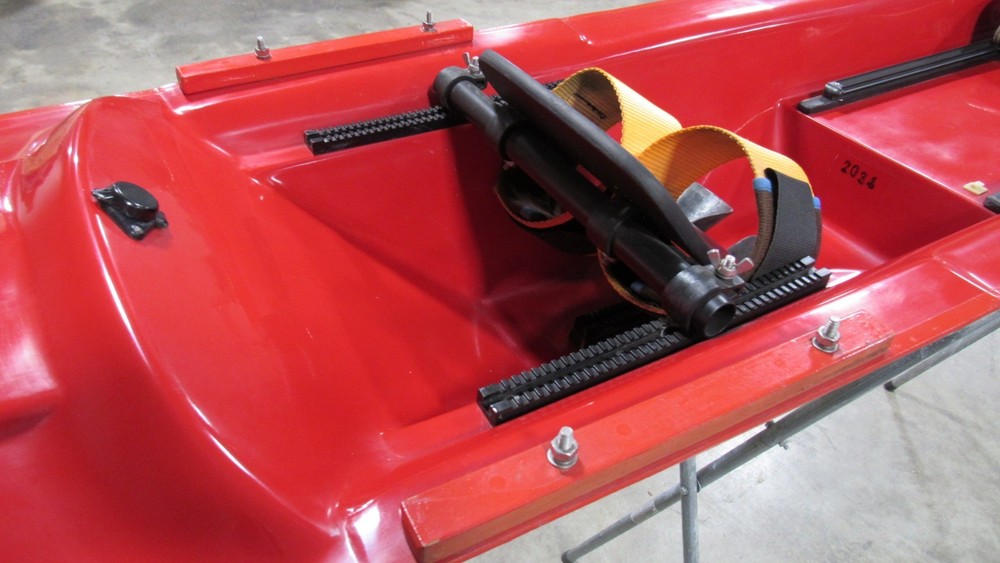 ROWING SCULL SHELL