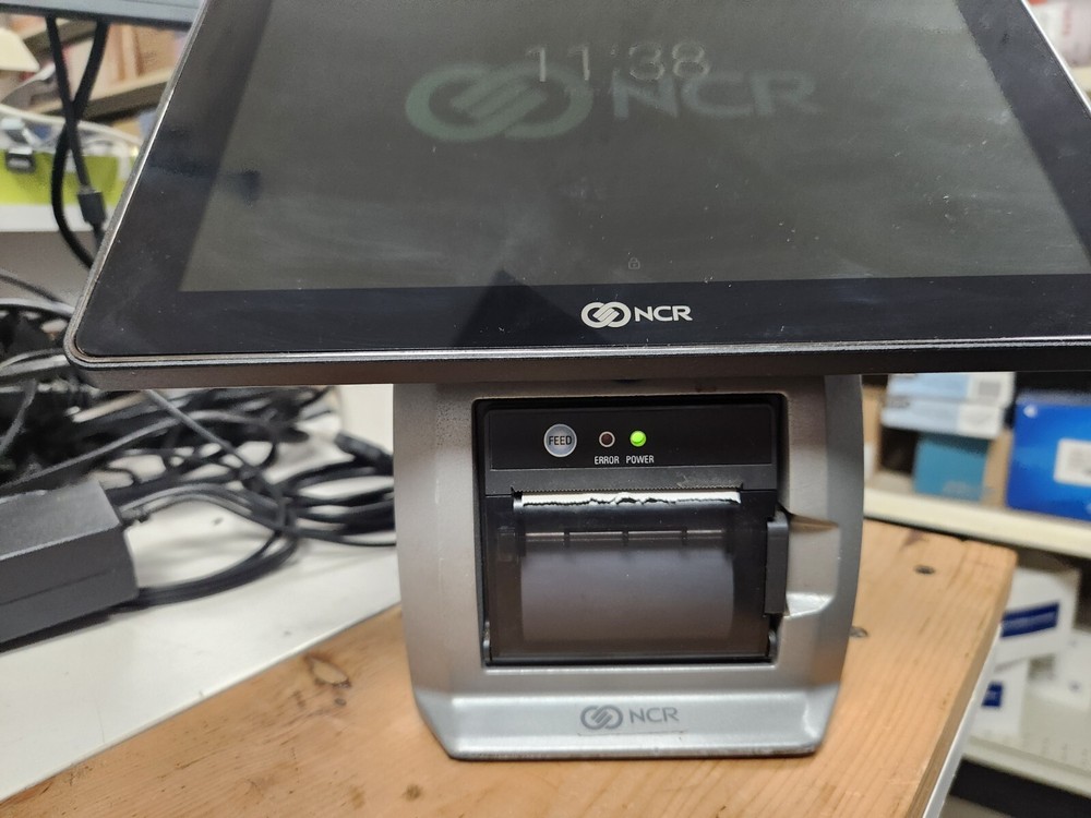 NCR 7744-1012-8801 Android Tablet Touch POS / Built-In Printer, Card Reader