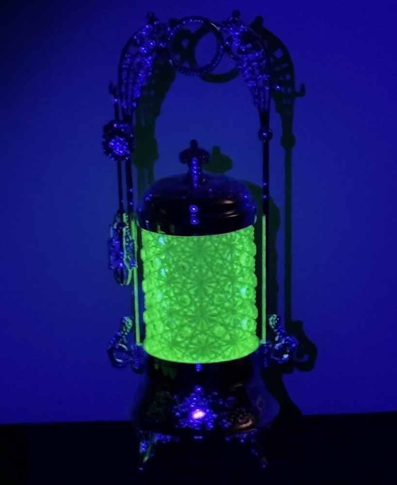 Uranium glass Vaseline glass pickle caster