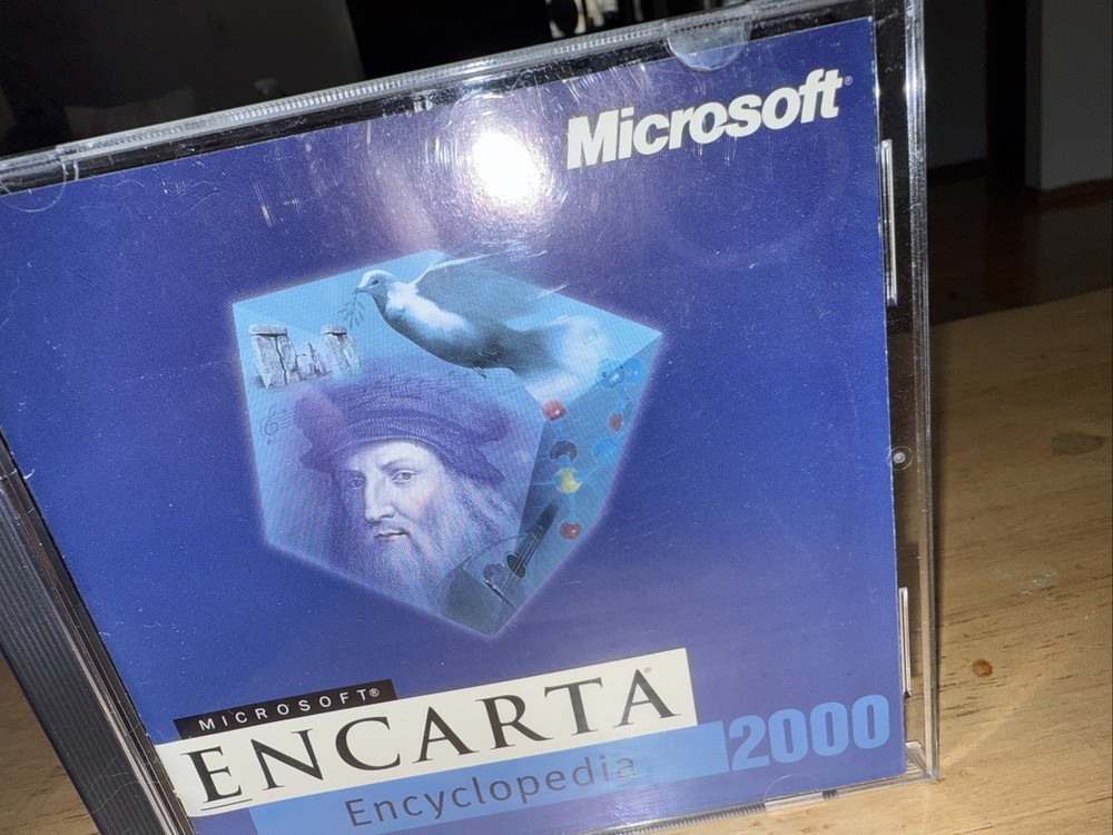 Microsoft Encarta Encyclopedia 2000 CD for PC