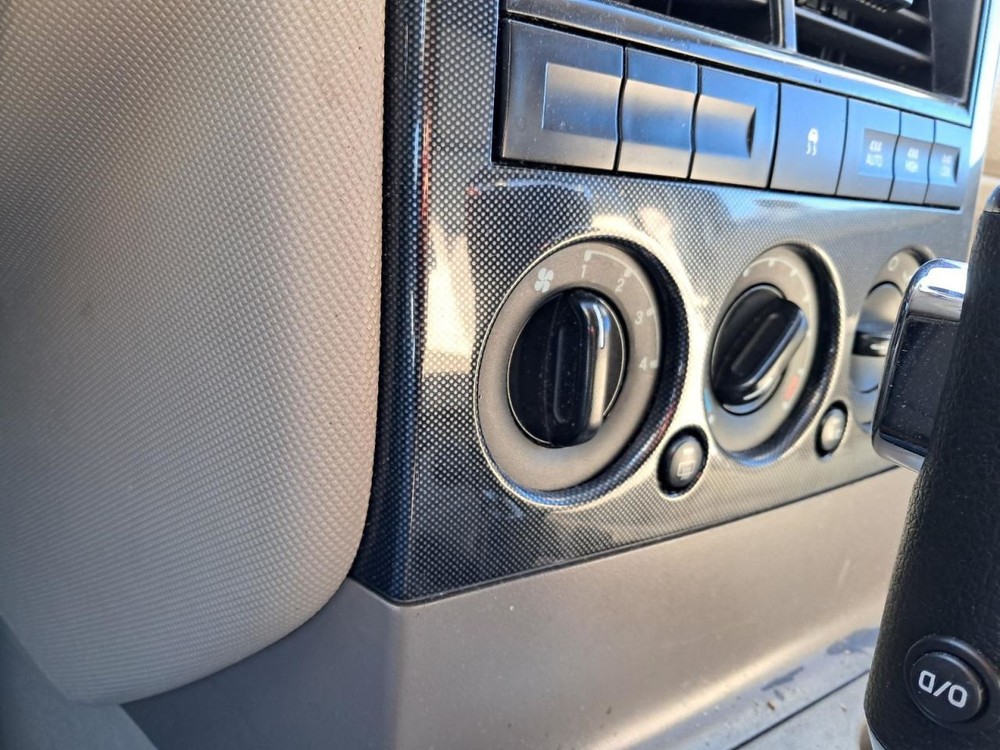 EXPLORER 2007 Glove Box 4849675