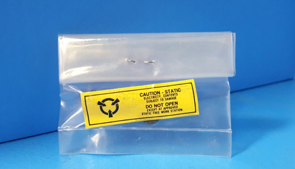 PANEL LOCK INDICATOR, DDP-A07T, Dialco/ Dialight