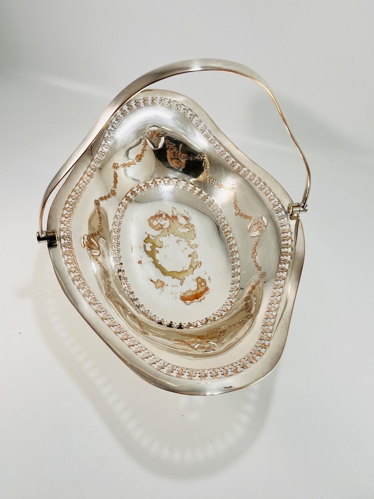 Vintage EPNS Silver Plated Footed Fruit Cake Bread Basket w/ Swing Handle