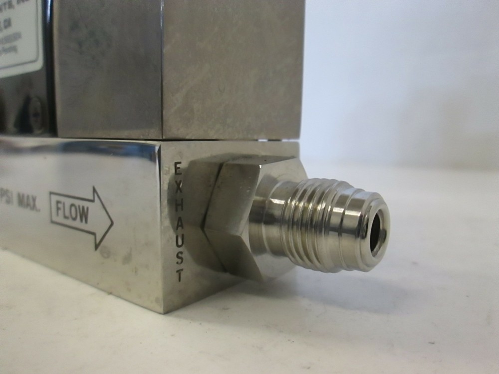 Unit UFC-1110A, Mass Flow Controller MFC, O2, 15 SLM, Used