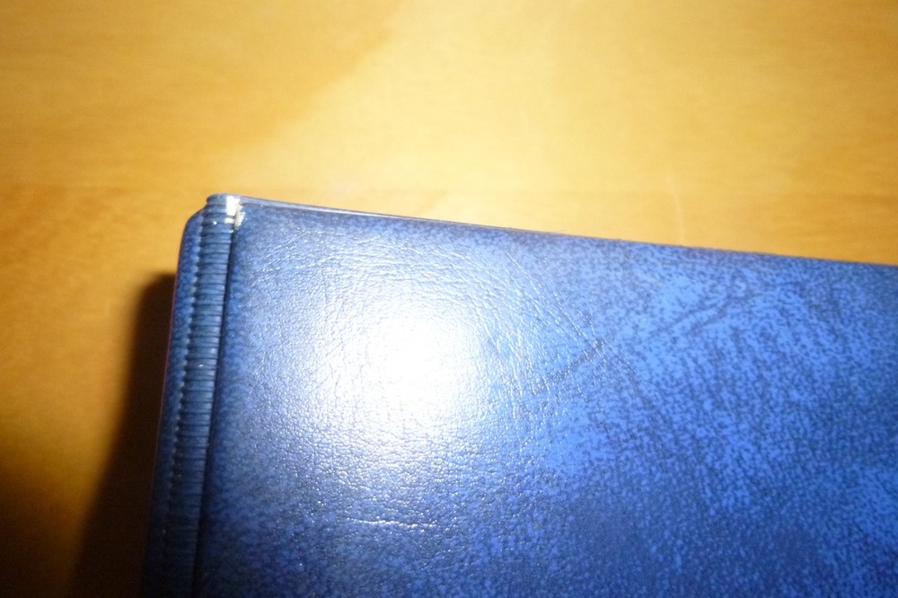 STANLEY GIBBONS MALVERN COVER ALBUM WITH 27 SLEEVES BLUE