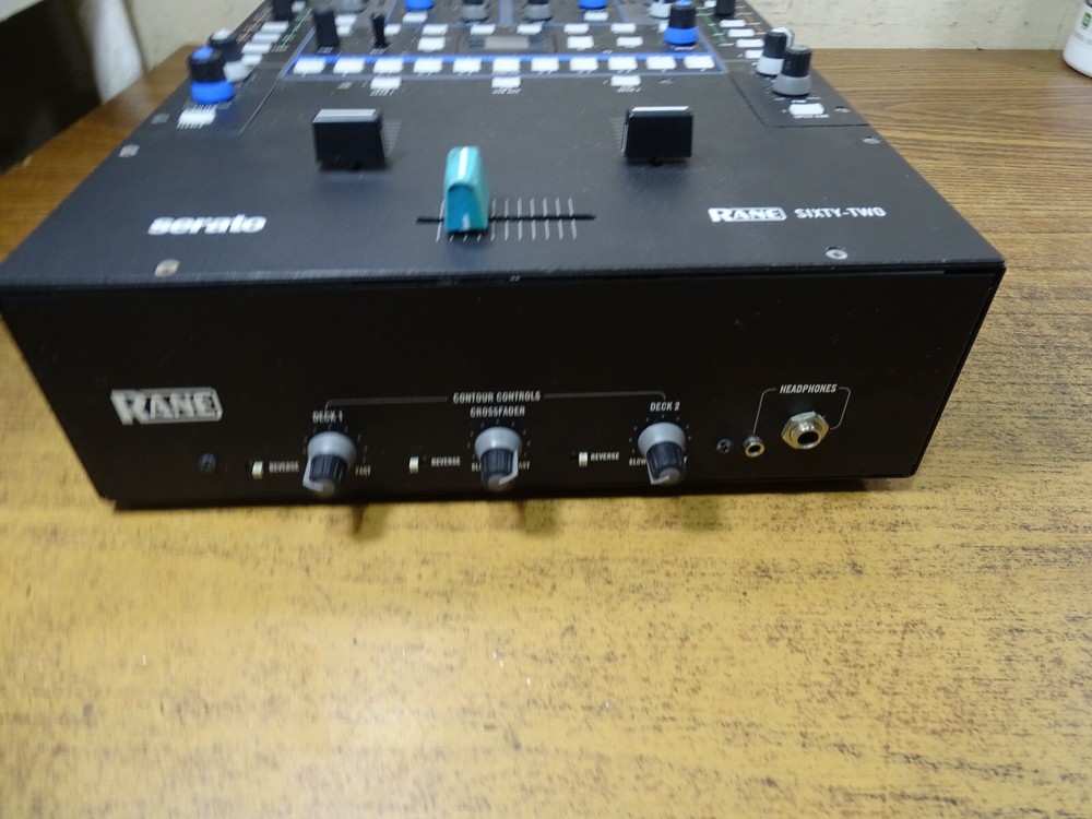 RANE SIXTY TWO DJ MIXER - SERATO