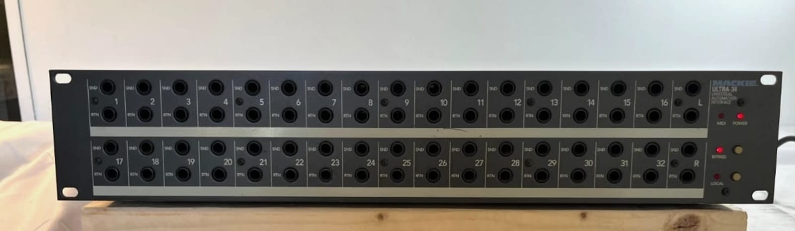 Mackie Ultra-34 & Ultrapilot Universal Automation System - Working Condition