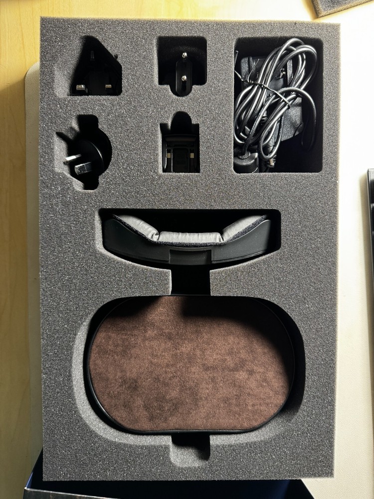 New Meta Augmented Reality Developer Kit Model Meta2