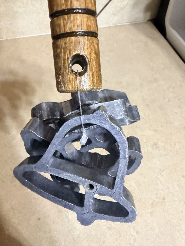 Vintage Cast Aluminum Cookie Press w/ Multiple Plate