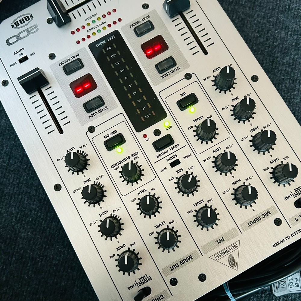 Behringer Pro Mixer VMX 200 used and working