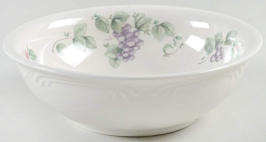 Pfaltzgraff Grapevine Round Vegetable Bowl 513105