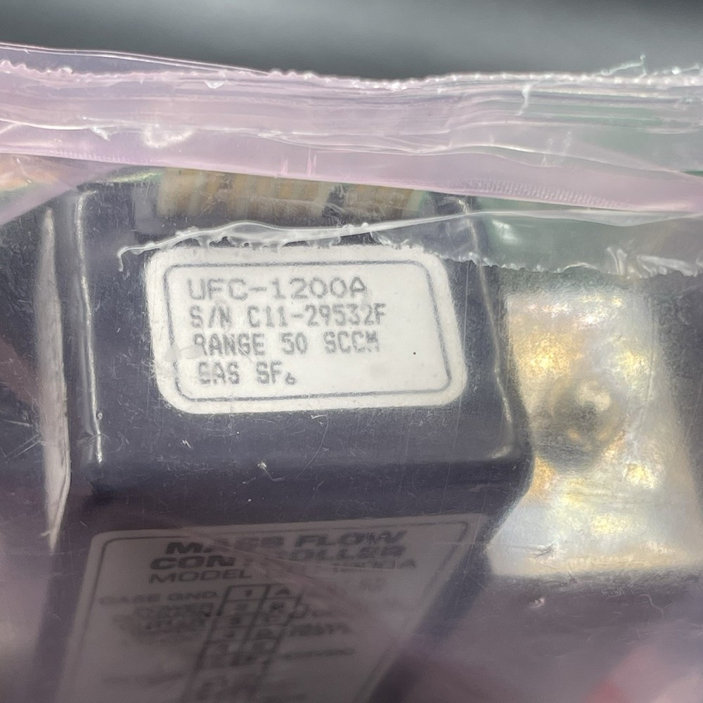 Unit Instruments UFC-1200A Mass Flow Controller 50 SCCM Read Description C Pics