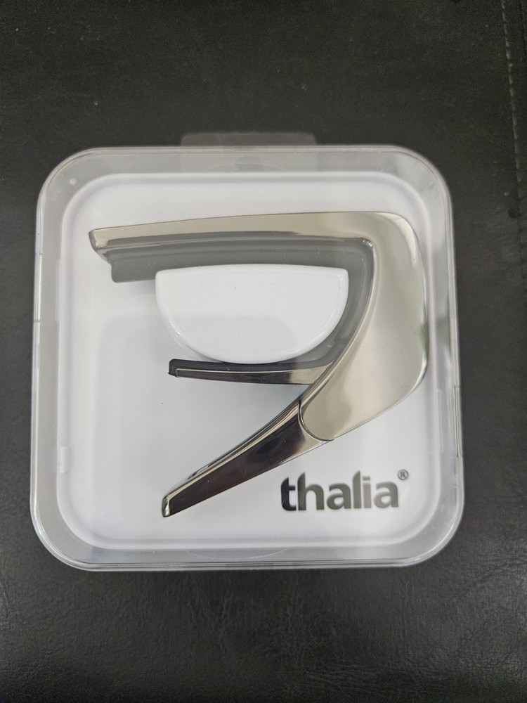Thalia Shell Collection Guitar Capo - Ebony, Black Chrome
