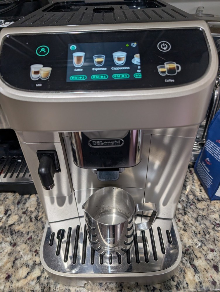 De'Longhi ECAM32070SB Magnifica Plus Automatic Espresso Machine