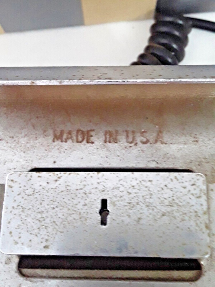 1977 Globe Electronics 9000 18-9000 CB Radio Citizen Band Ham MOBILE TRANSCEIVER