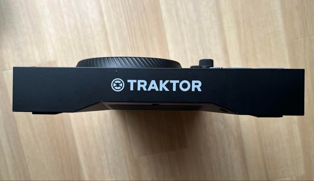 NATIVE INSTRUMENTS S2 MK3 2 Deck DJ Controller TRAKTOR KONTROL Music Audio Pro