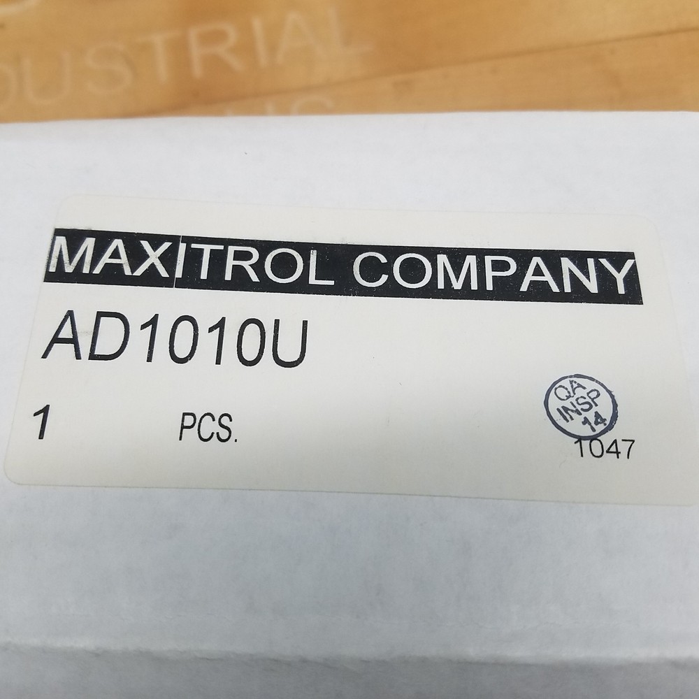 Maxitrol AD1010U Amplifier With Temperature Selector - NEW