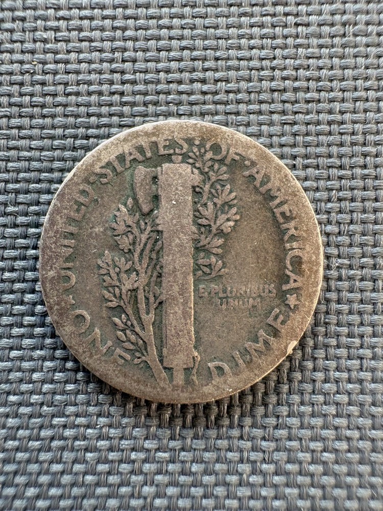 One Mercury Dime | 90% Silver | Average Circulated | Random Year | With COA