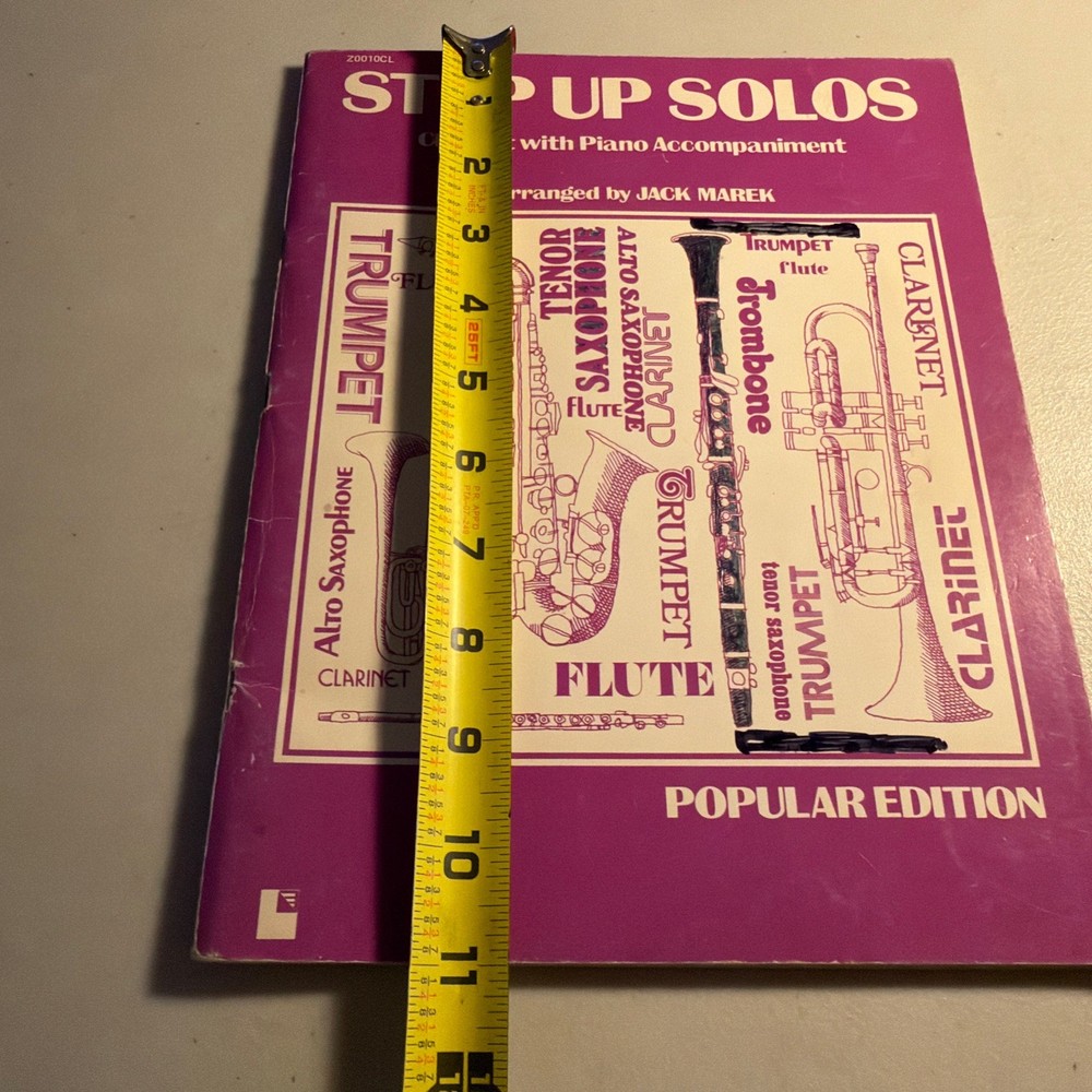 Step Up Solos Clarinet with Piano Accompaniment