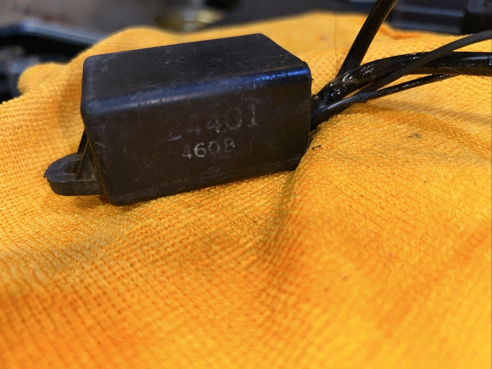 84 SUZUKI QUADRUNNER 185 LT185 2X4 ECU COMPUTER CONTROLLER UNIT BLACK BOX ECM