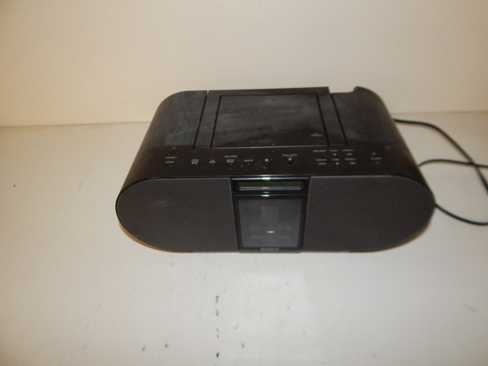 SONY PERSONAL AUDIO SYSTEM MODEL ZS-S4IP (TSM77)