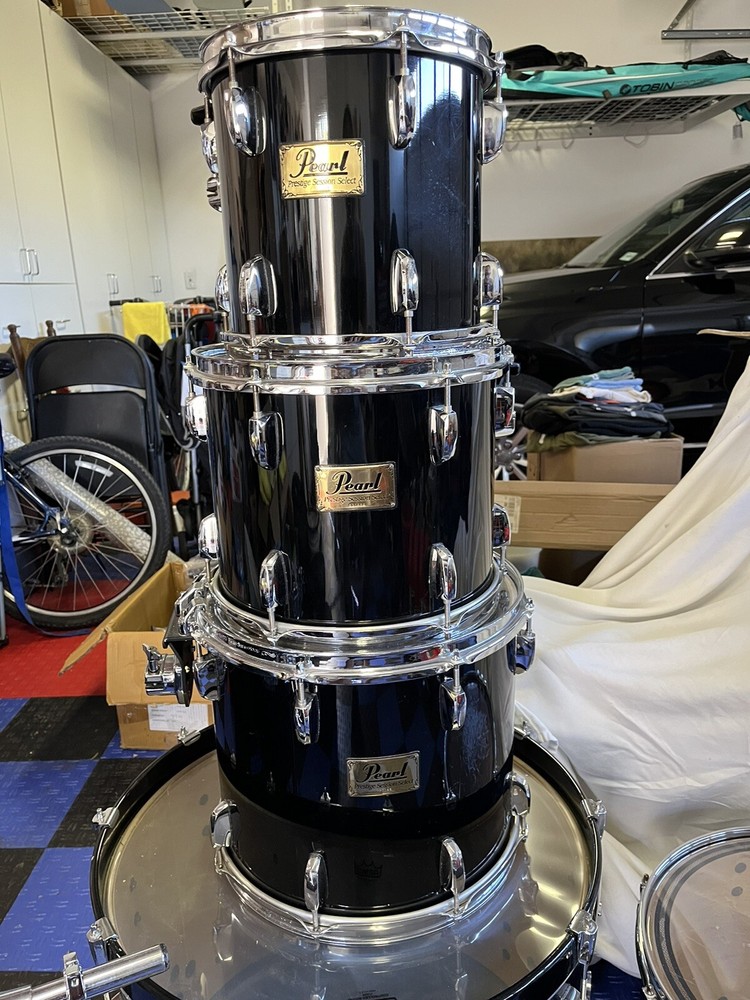 6 Piece Session Select Pearl Drum set.  Black mist.