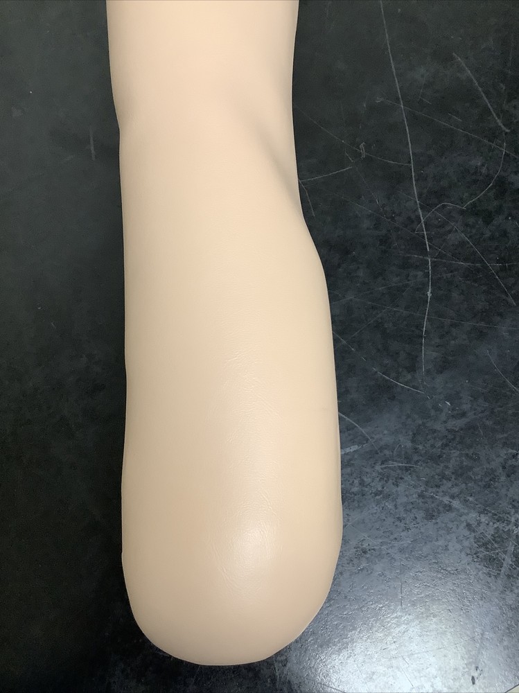 Laerdal Sim Man Manikin Leg