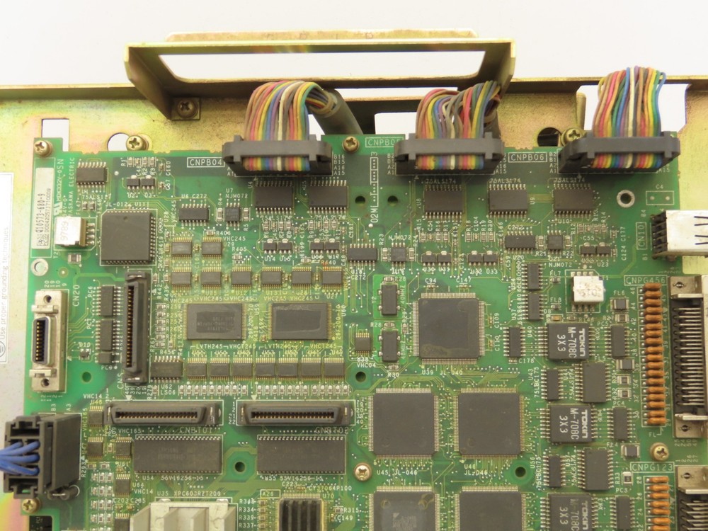 Yaskawa CACR-UP20AAA Robot Servo Drive Controller Unit