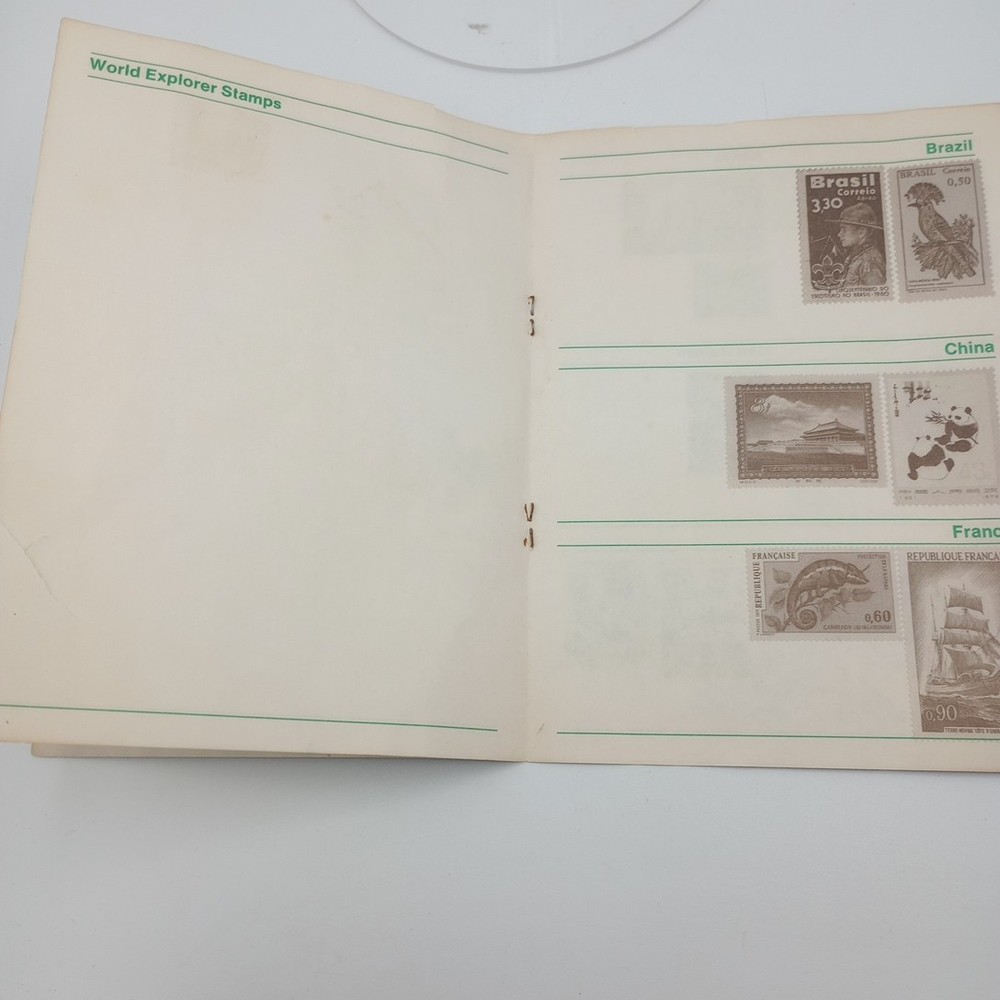 1973 United States Learning Corporation Stamp Album World Explorer READ