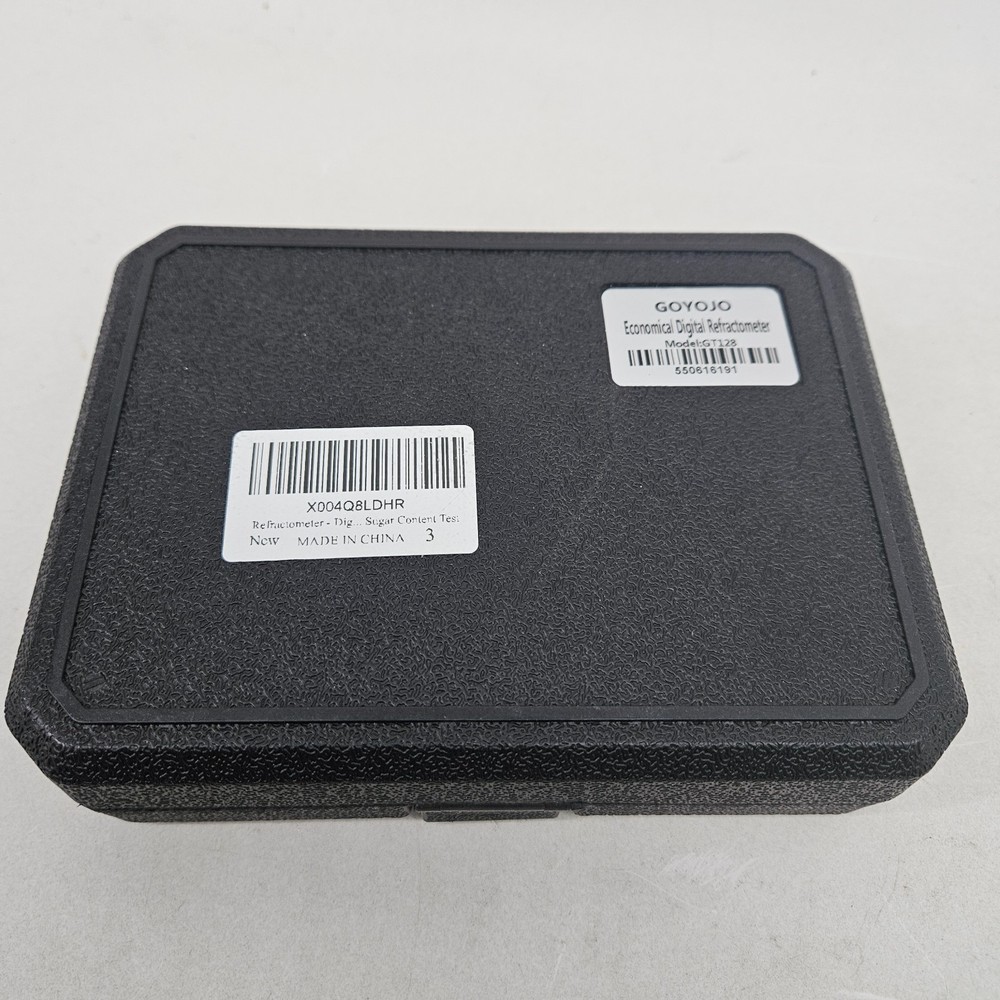 Digital Brix Refractometer 0-55% Range Meter ±0.5 Brix/1℃ Accuracy with Case