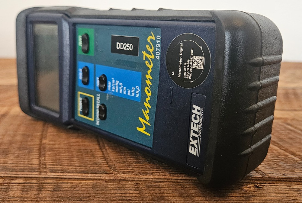 Extech Instruments Digital Manometer Model 407910 with Hard Case & Accessories
