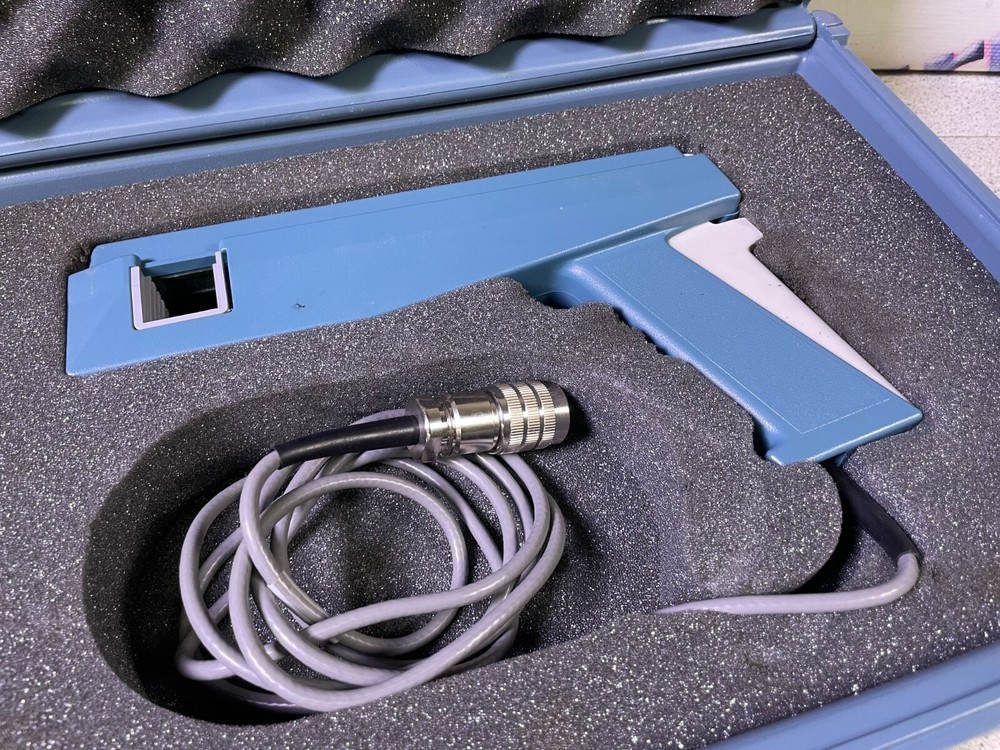 Tektronix A6303 100A Current Probe for AM503 Current Probe Amplifier