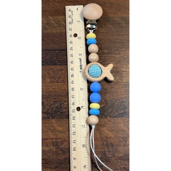 New hand made silicone bead pacifier holder, fish