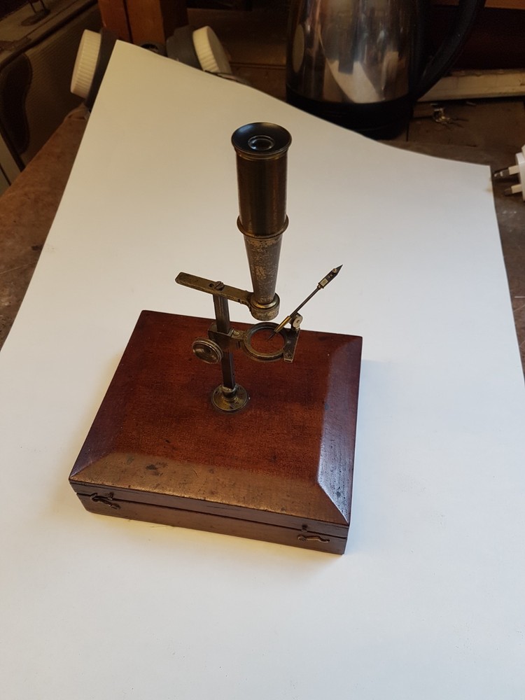 cary gould field microscope