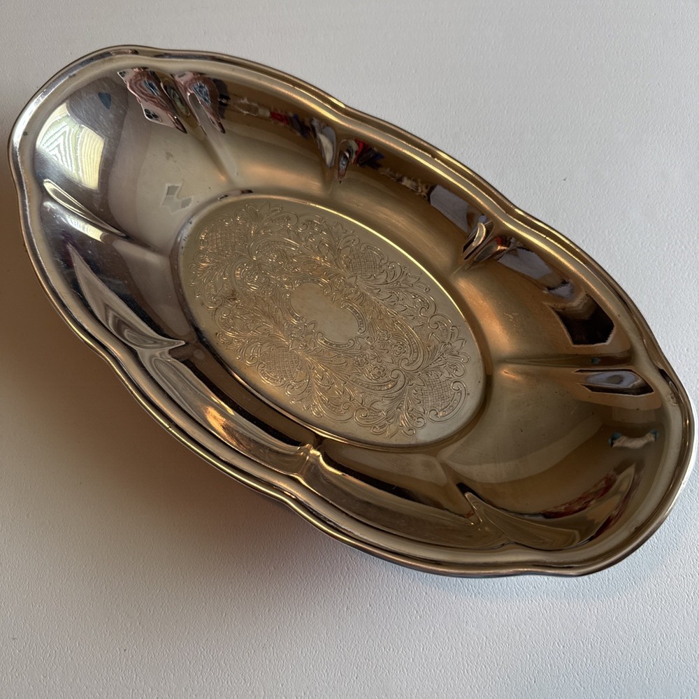 VTG Silver Plated Oval Scalloped Trinket Dish Holder 12” Etched Bottom (read)