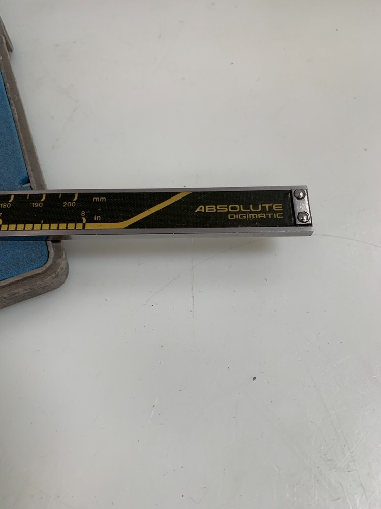 MITUTOYO 8" VENIER ABSOLUTE DIGIMATIC CALIPER CD-8