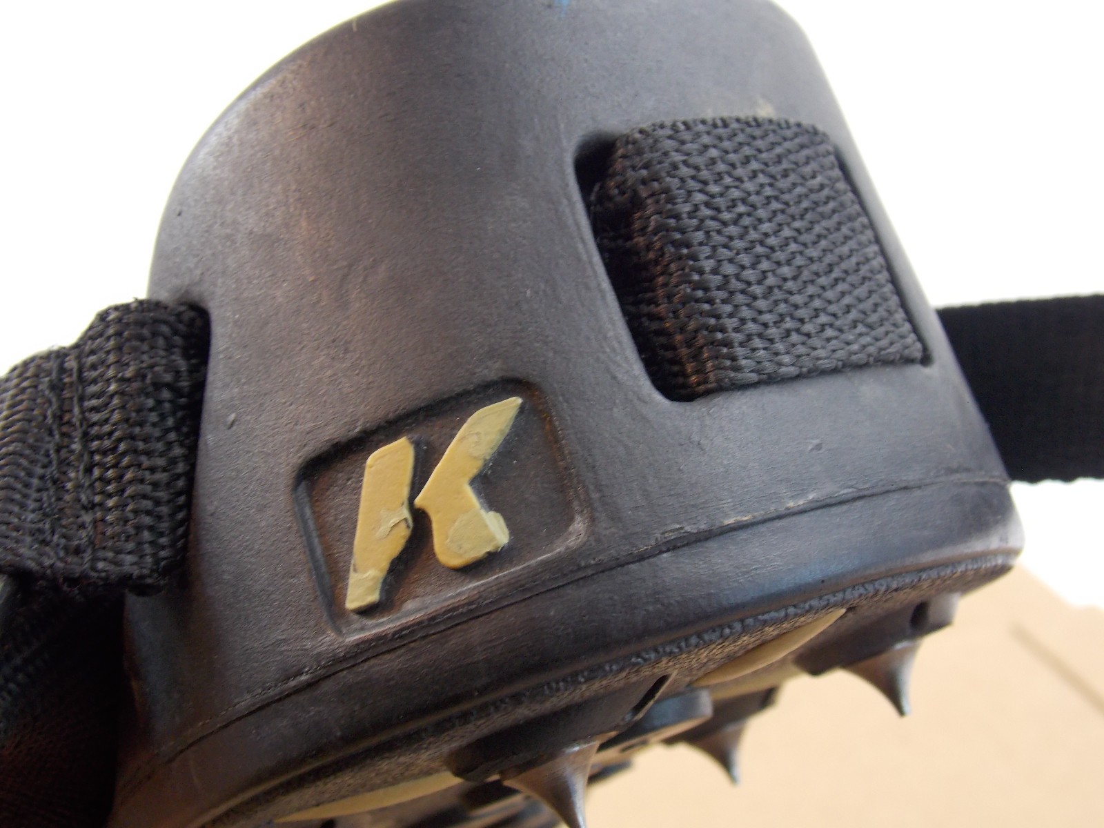 Korkers Rocktrax Plus Medium cleated overshoes fishing etc