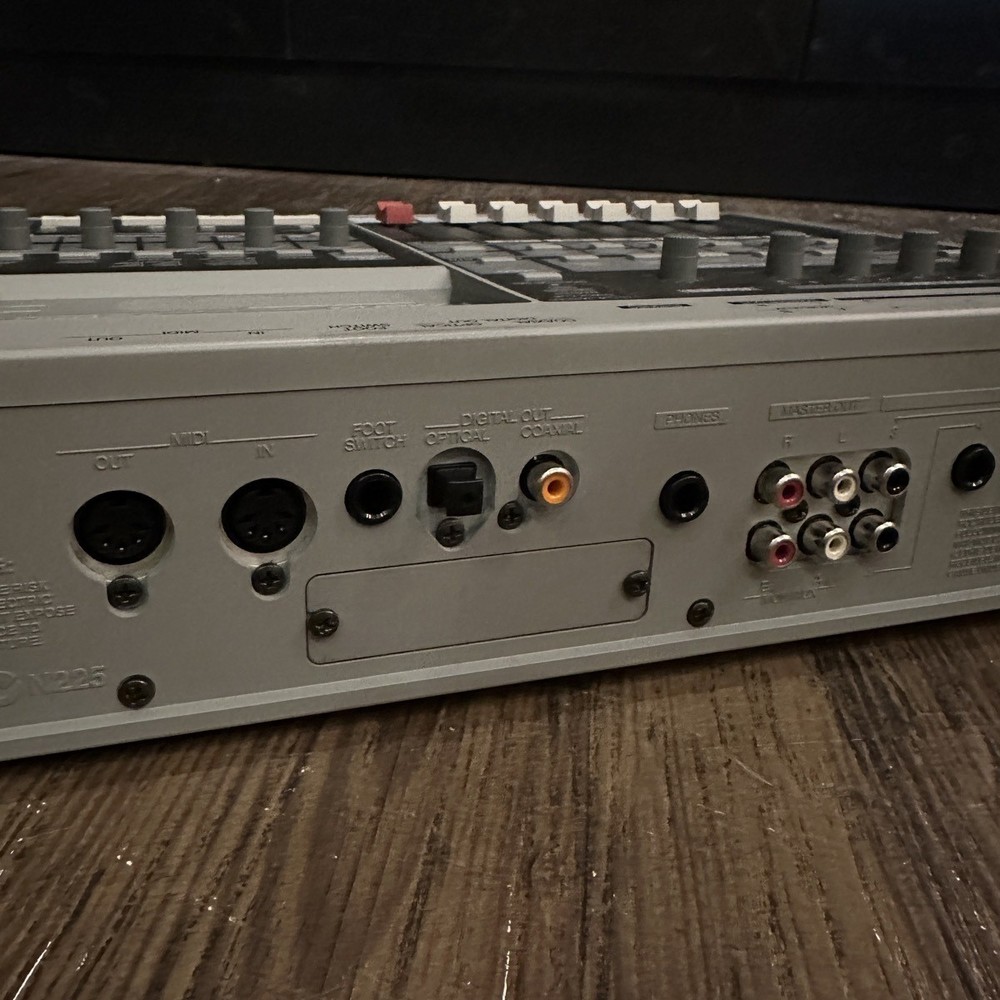 Roland VS-840 Digital Studio Workstation Sampler MTR Tested With Power Cable