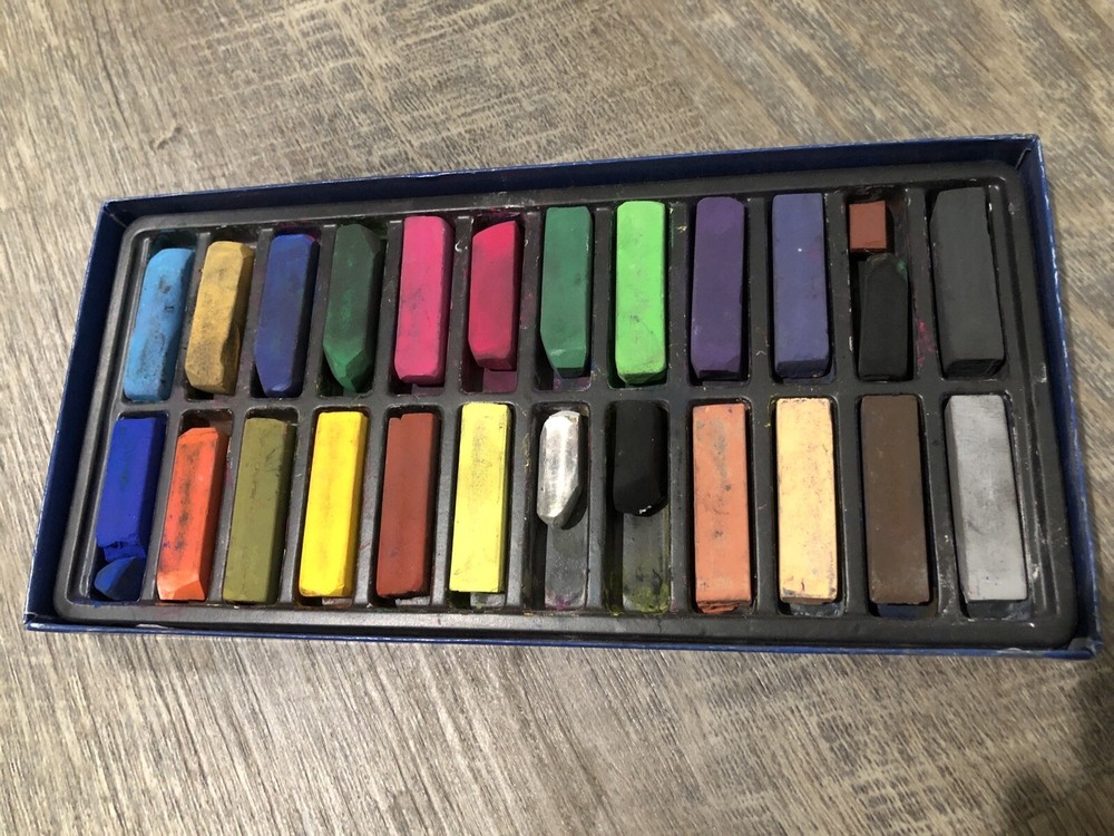 “Faber-Castell” Multi-colored Oil Pastels