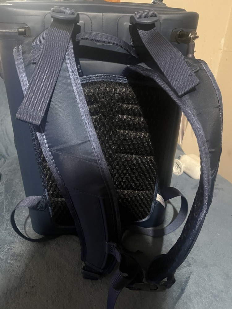 RTIC Cooler Box Blue Plastic Polyester Solid Plain with Shoulder Strap