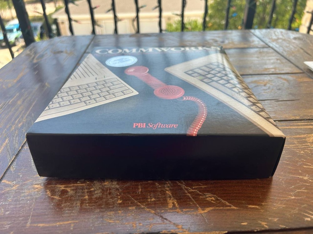 COMMWORKS PBI software Apple II Macintosh. Tlecommunications Solution 1986 year