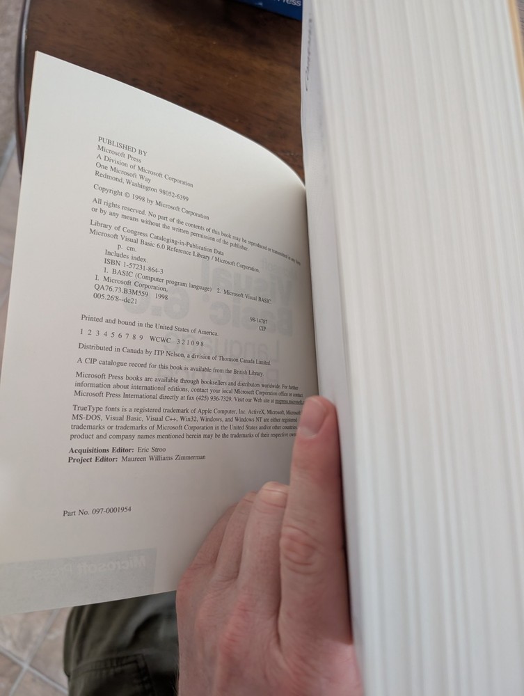 Microsoft Visual Basic 6.0 Reference Library 1998 Near FINE+